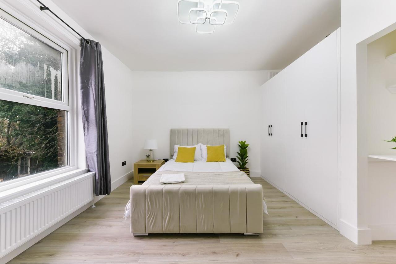 New Stylish 1 Bedroom Apartment - Flat D Norwood Exterior photo